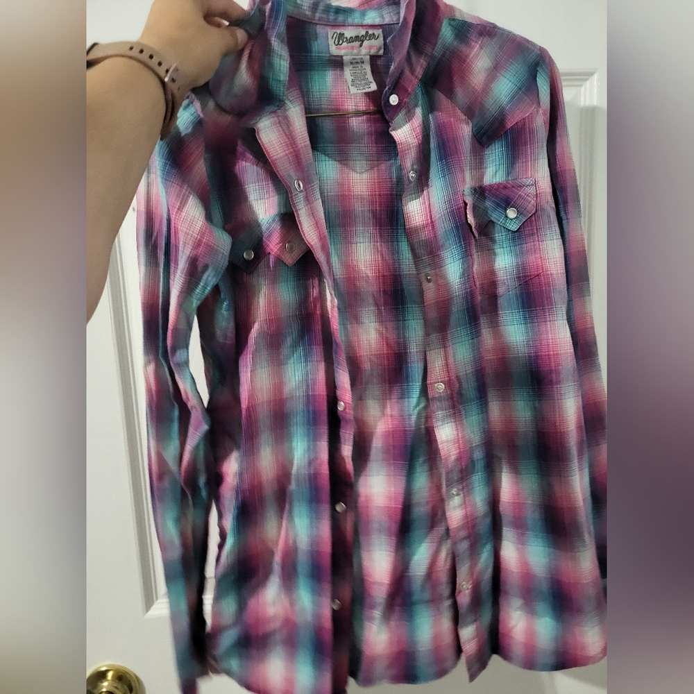 Wrangler button up shirt
